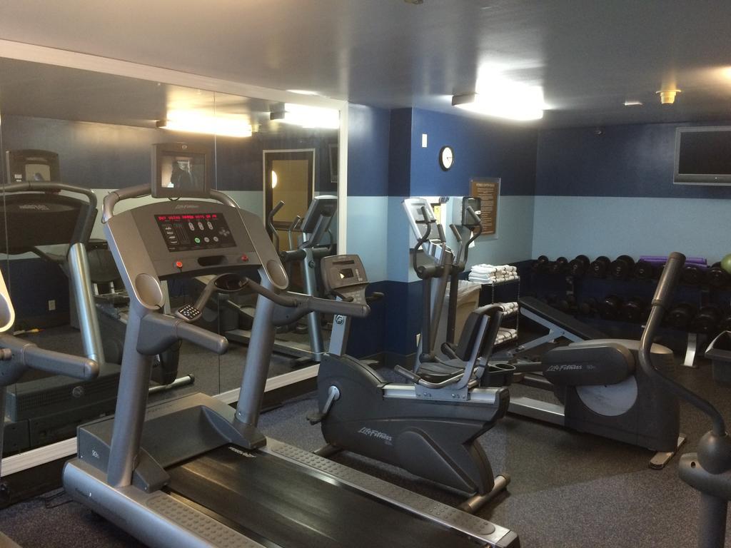 Robinson Township Wyndham Garden Inn Pittsburgh Airport מראה חיצוני תמונה