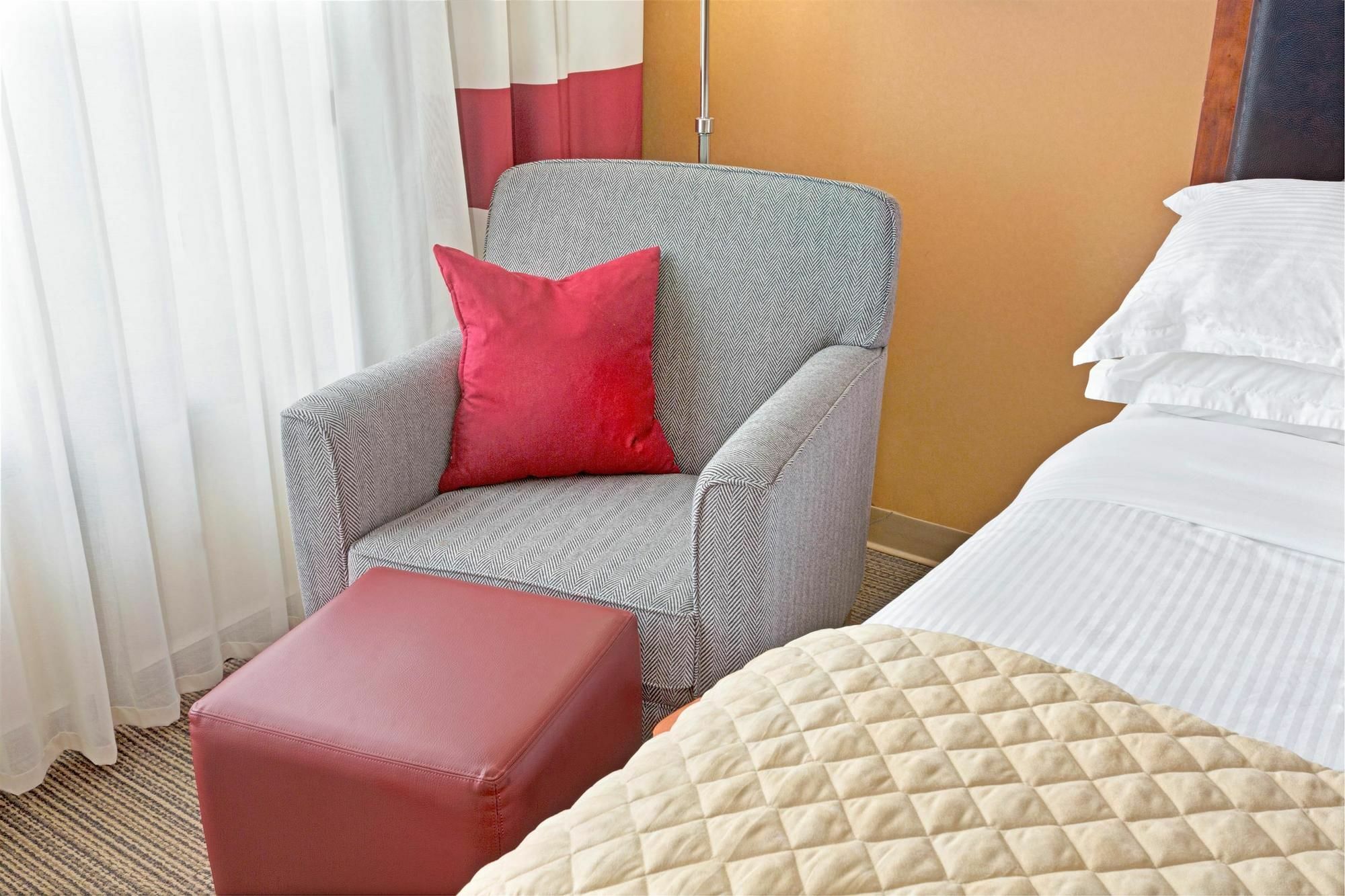Robinson Township Wyndham Garden Inn Pittsburgh Airport מראה חיצוני תמונה