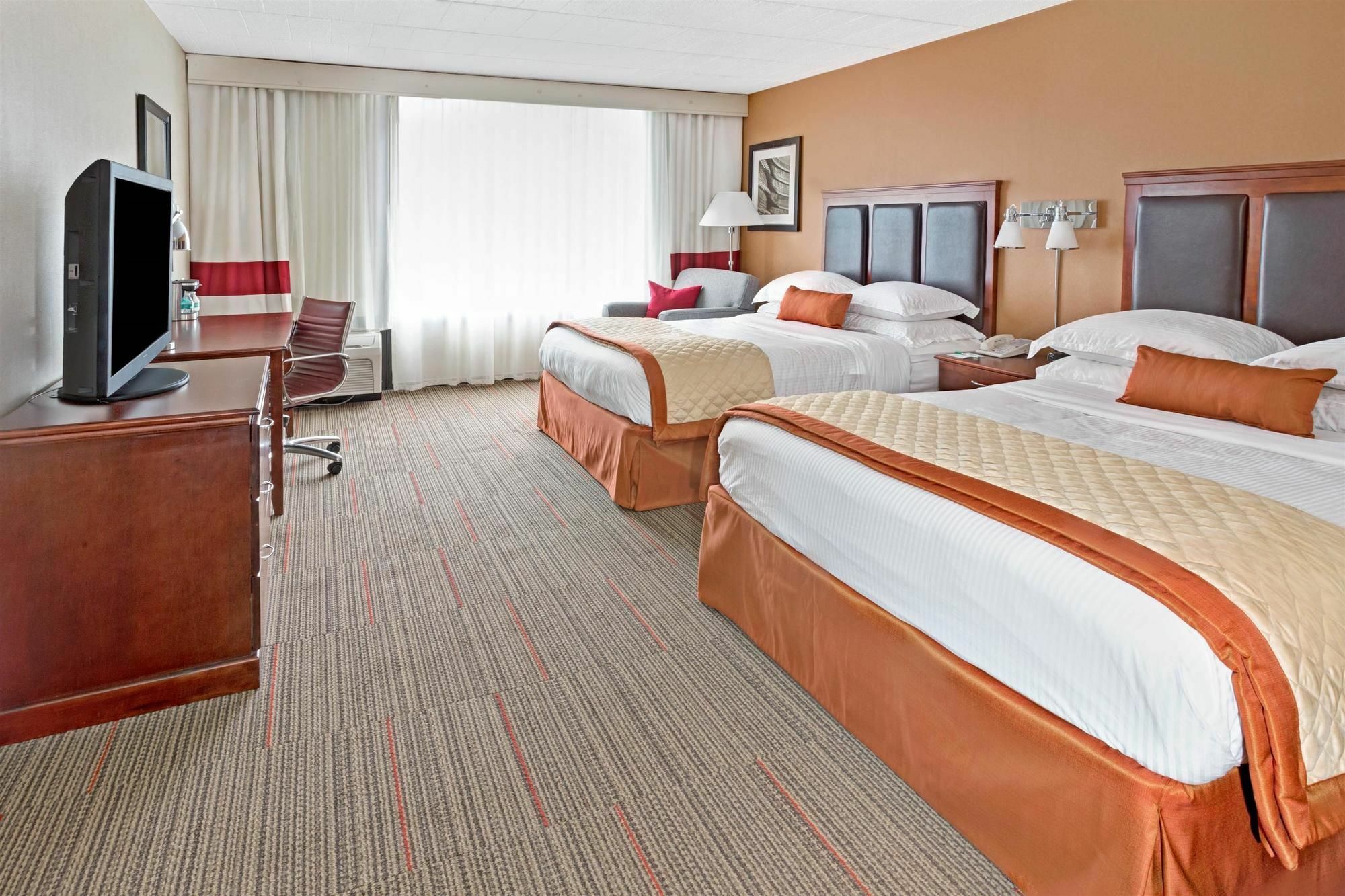 Robinson Township Wyndham Garden Inn Pittsburgh Airport מראה חיצוני תמונה