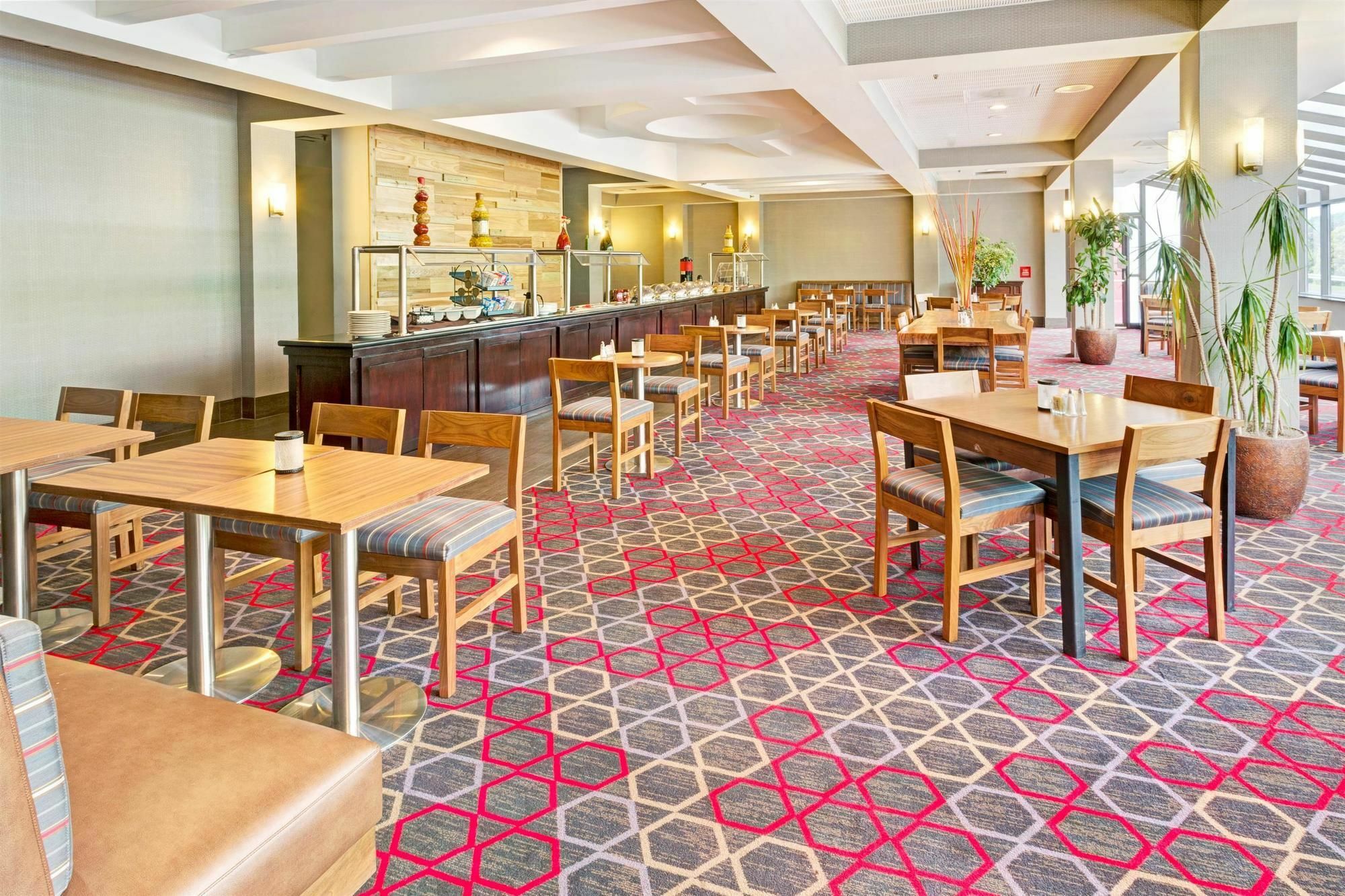 Robinson Township Wyndham Garden Inn Pittsburgh Airport מראה חיצוני תמונה